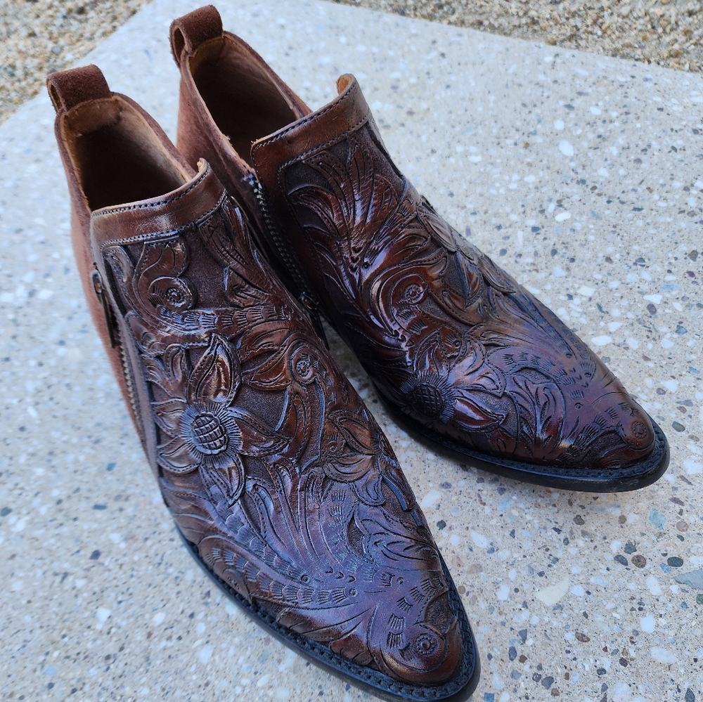 Frye Sacha Shootie Brown Leather Booties size 8.5 great condition!